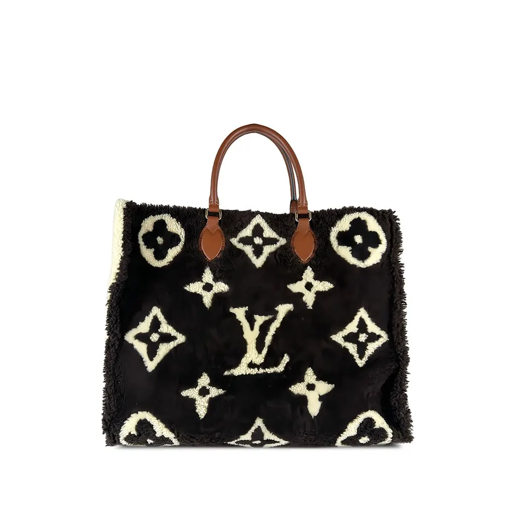 Louis Vuitton Monogram Giant Shearling Teddy Onthego GM Black Wool Good - Back View