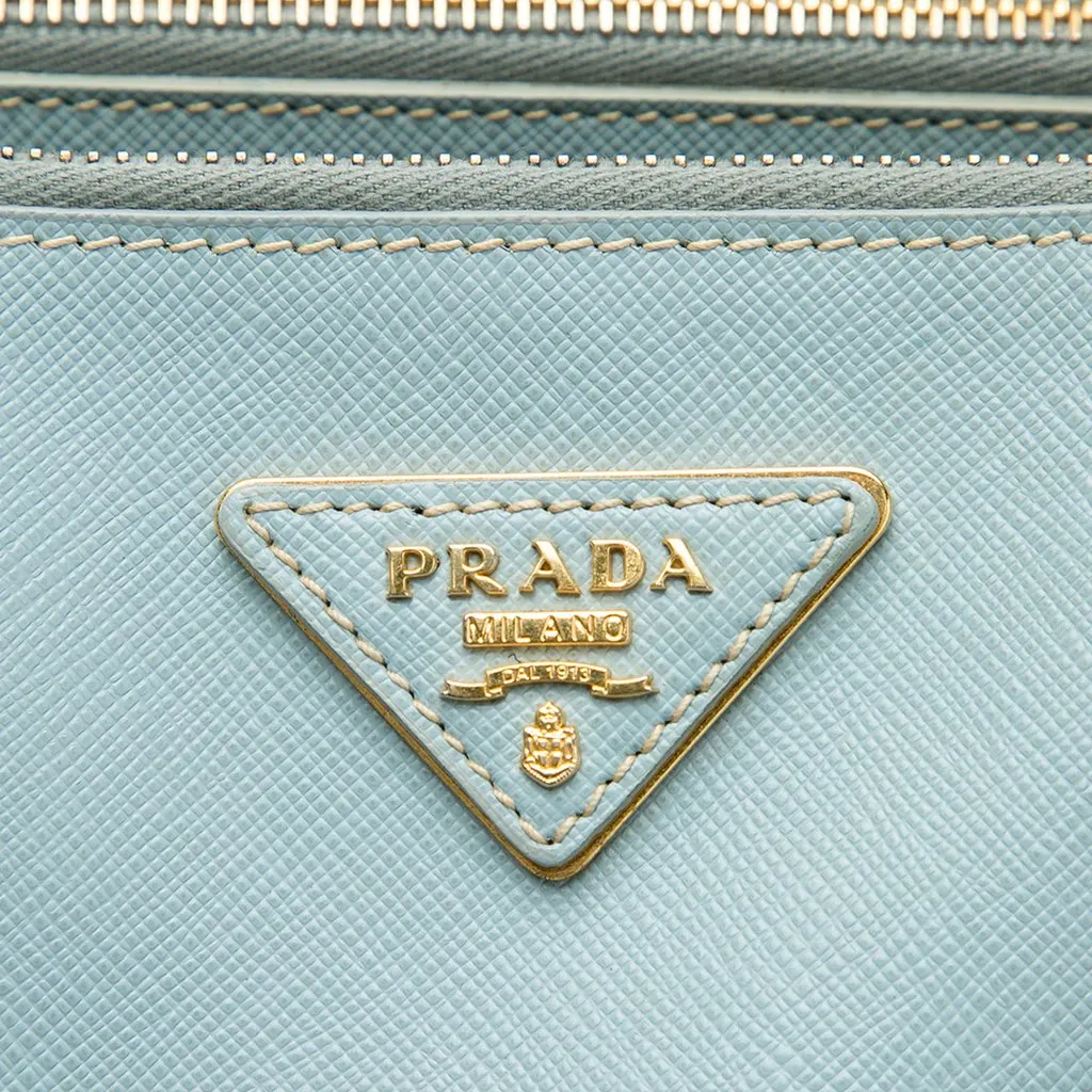 Prada Large Saffiano Lux Galleria Double Zip Satchel Blue Leather Very good - Model View