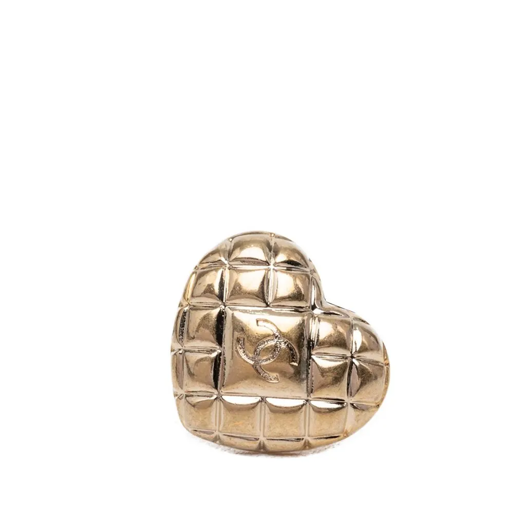 Chanel CC Gold Plated Quilted Heart Brooch Gold Metal Very good - Front View