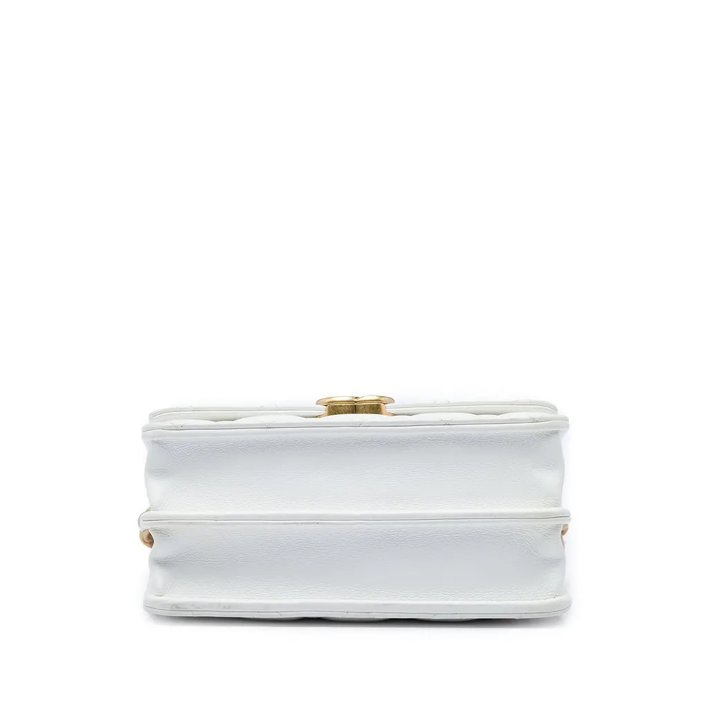 Chanel Quilted Lambskin Candy Chain Clutch with Chain White Leather Very good - Inside View