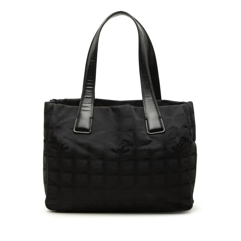 Chanel New Travel Line Nylon Tote Black Very good - Front View