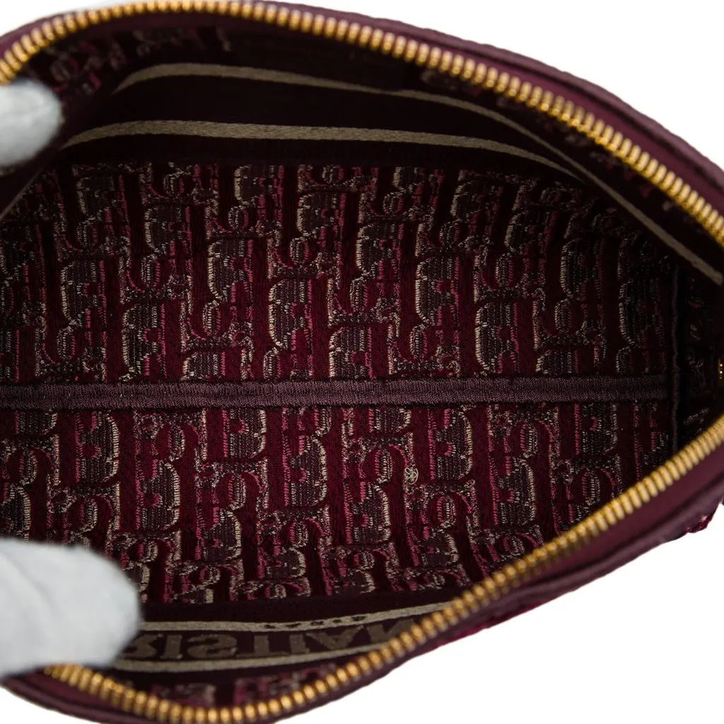 Dior Oblique Embroidered Velvet Cosmetic Pouch Red Very good - Model View