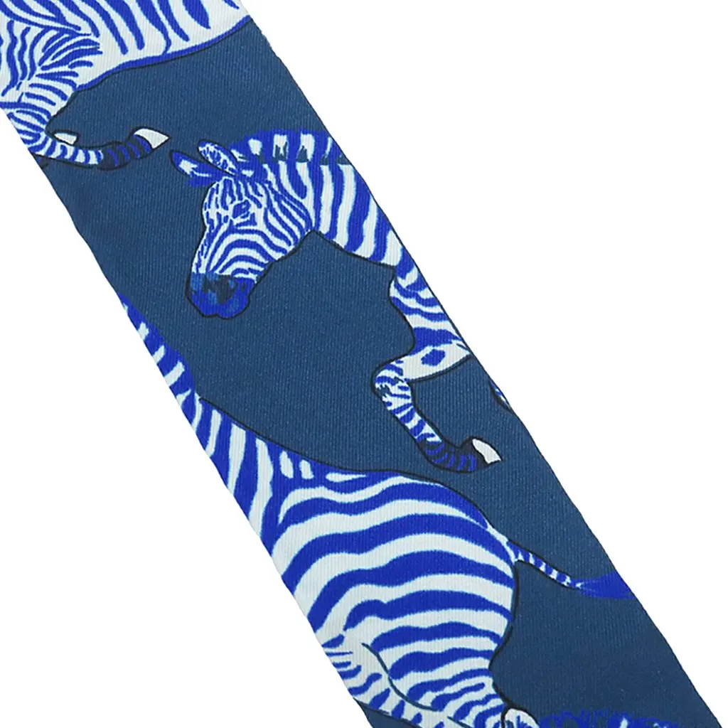 Hermès Les Zebres Silk Twilly Scarf Blue Very good - Model View