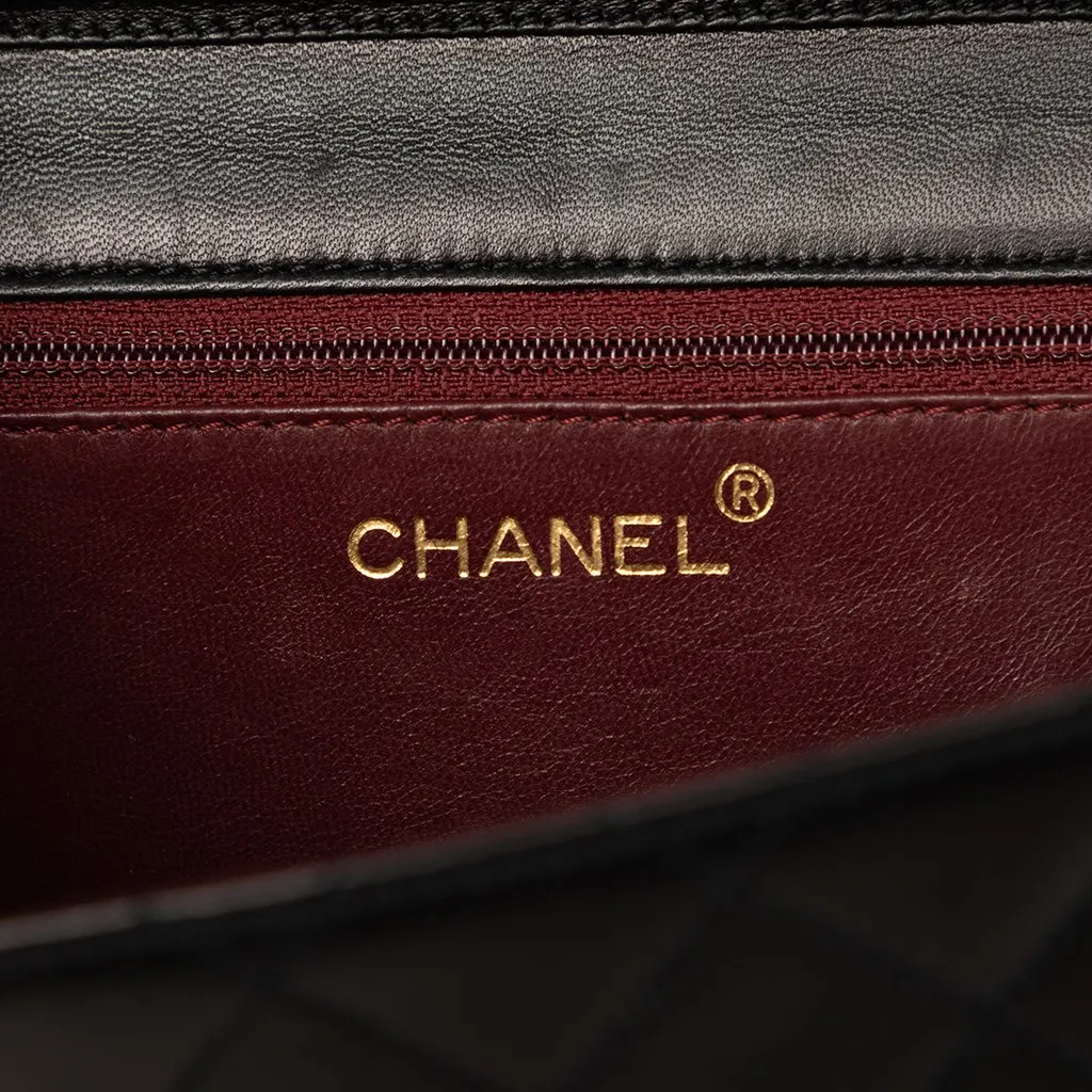 Chanel Small CC Quilted Lambskin Single Flap Black Leather Very good - Box View