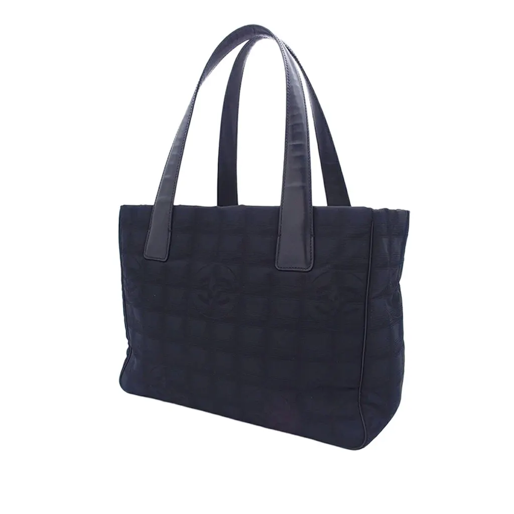Chanel New Travel Line Nylon Tote Black Very good - Back View