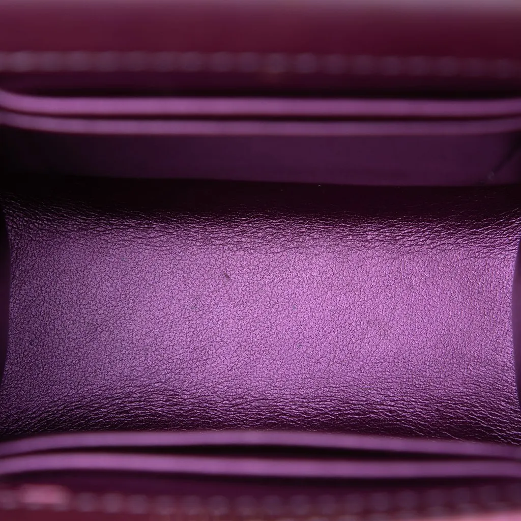 Chanel CC Quilted Iridescent Lambskin Phone Holder with Chain Purple Leather Very good - Model View