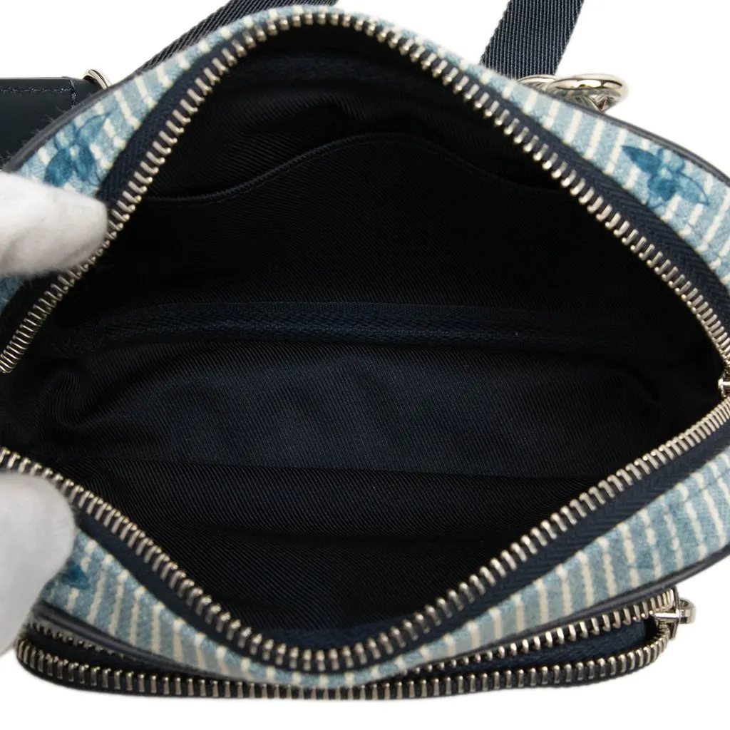Louis Vuitton Monogram Denim Watercolor Hickory Stripes Outdoor Pouch Blue Very good - Model View