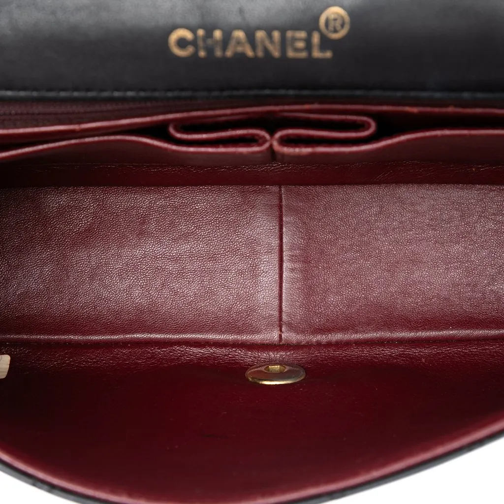 Chanel Medium Quilted Lambskin Full Flap Black Leather Very good - Model View