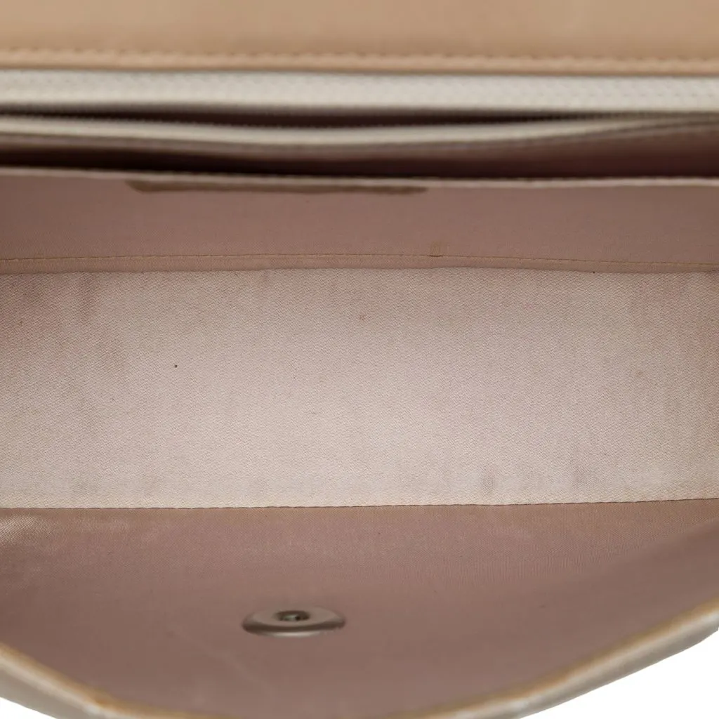 Chanel New Travel Line Medium Nylon Single Flap Beige Polyamide Very good - Model View