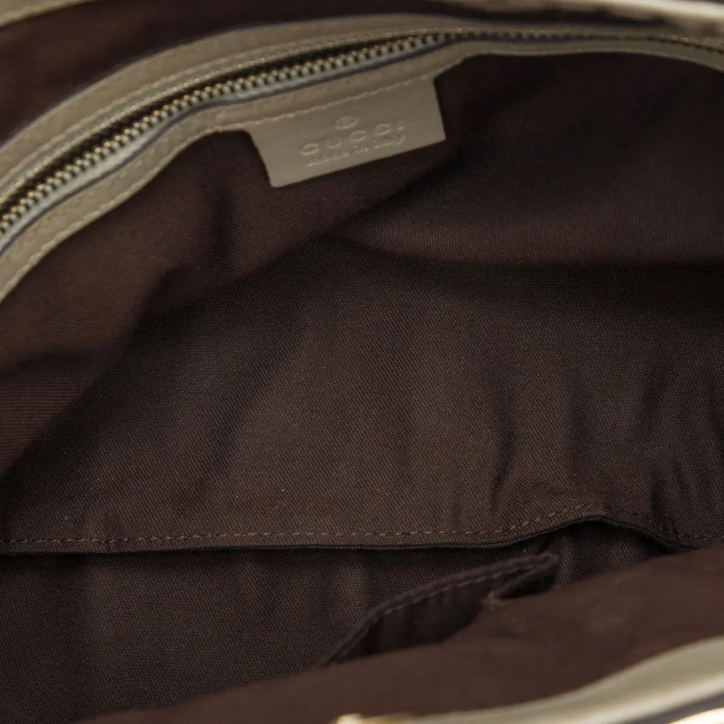 Gucci GG Canvas Dialux Queen Hobo Beige Canvas Good - Model View