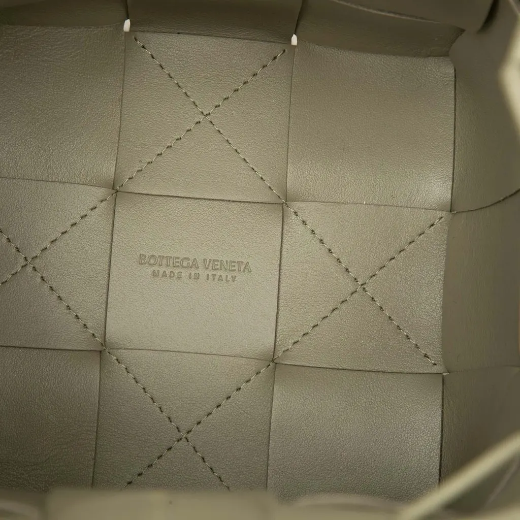 Bottega Veneta Small Nappa Maxi Intrecciato Cassette Bucket Bag Brown Leather Good - Box View
