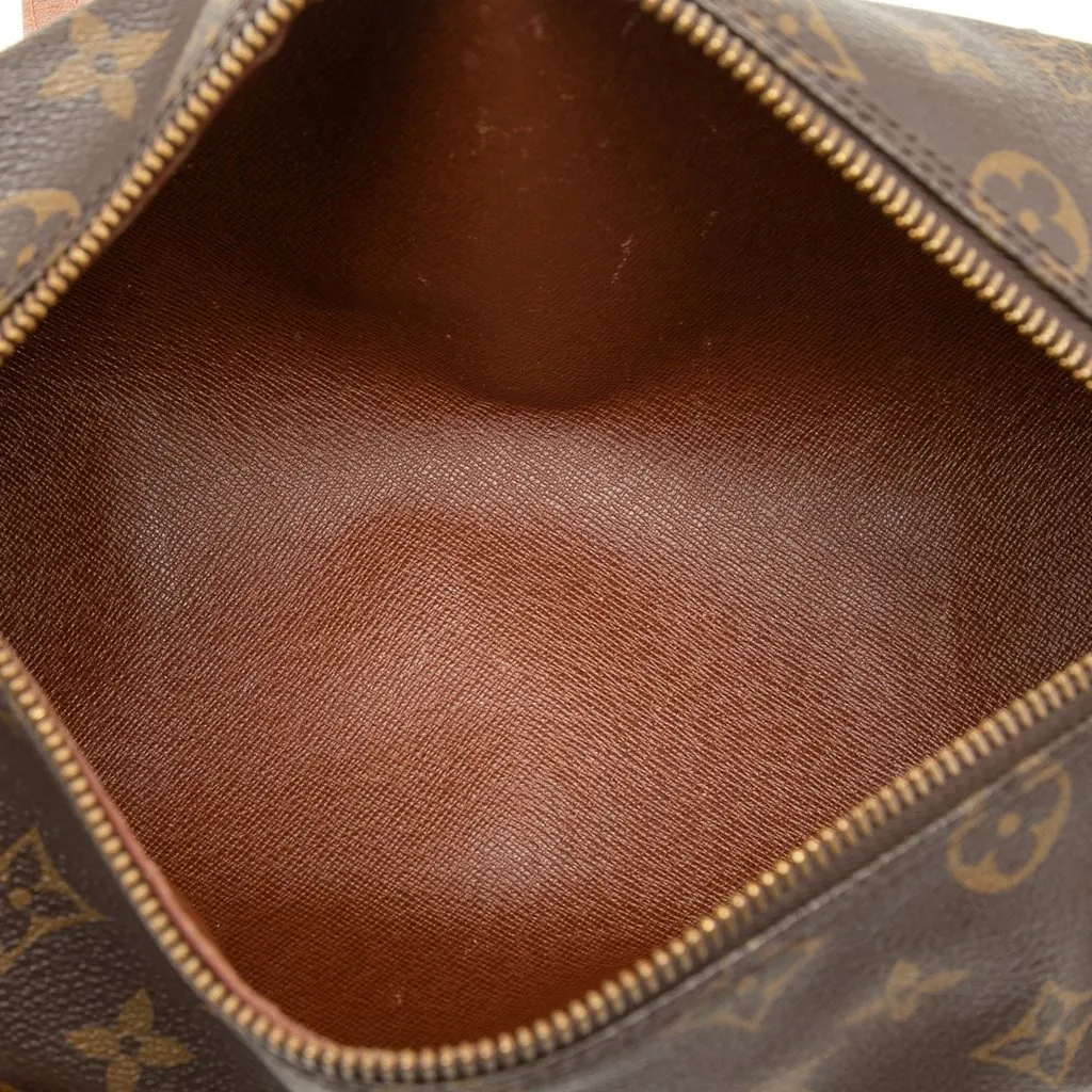 Louis Vuitton Monogram Papillon 26 Brown Very good - Model View