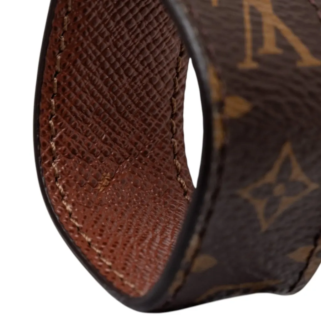 Louis Vuitton Monogram Dragonne Bag Charm Brown Very good - Model View