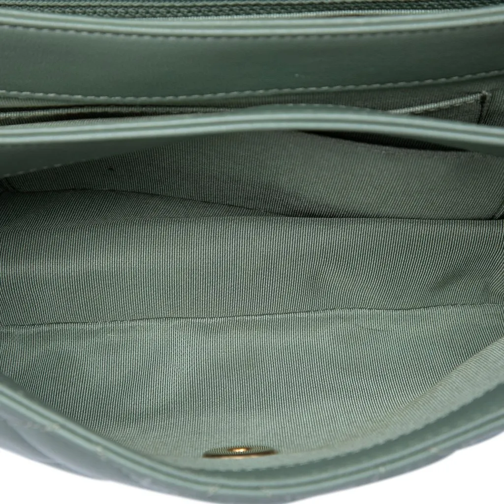 Chanel Medium Quilted Lambskin Daily Companion Flap Green Leather Very good - Model View