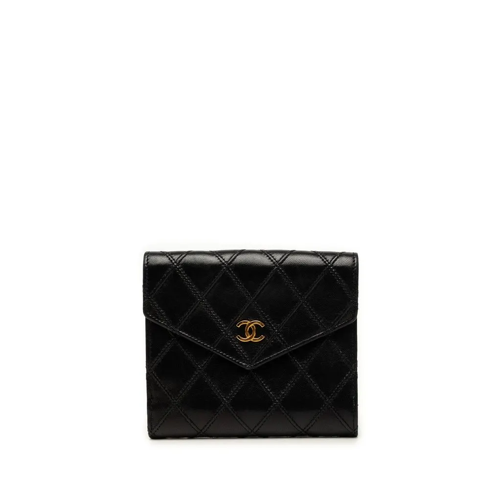 Chanel CC Quilted Lambskin Compact Wallet Black Leather Very good - Front View