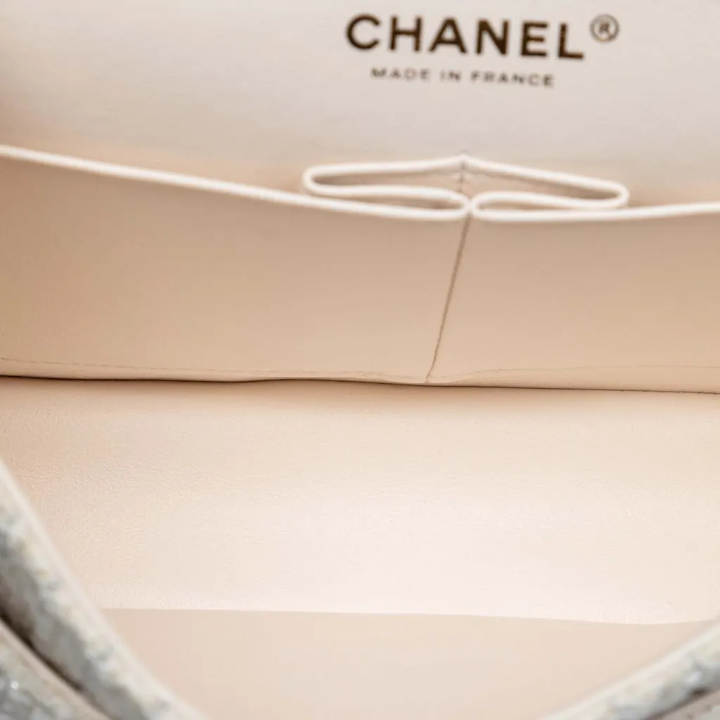 Chanel Medium Classic Tweed Patchwork Double Flap White Very good - Model View