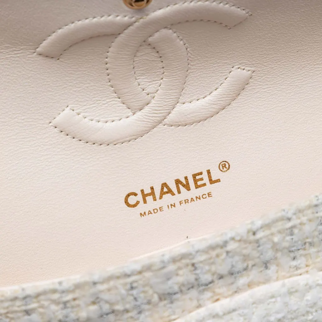 Chanel Medium Classic Tweed Patchwork Double Flap White Very good - Box View
