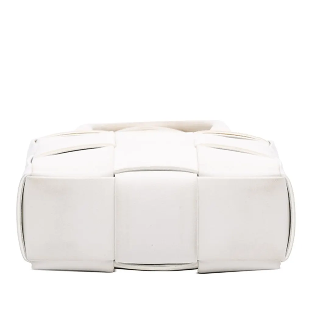 Bottega Veneta Mini Maxi Intrecciato Nappa North South Casette Tote White Leather Very good - Inside View