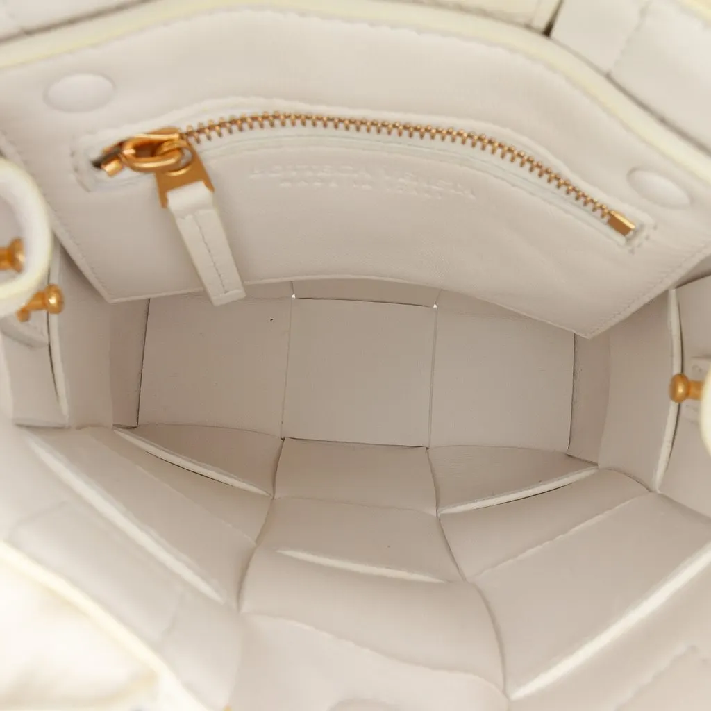 Bottega Veneta Mini Maxi Intrecciato Nappa North South Casette Tote White Leather Very good - Model View