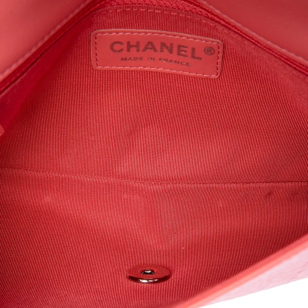 Chanel Small Quilted Crumpled Calfskin Bi Vintage Full Flap Pink Leather Very good - Model View