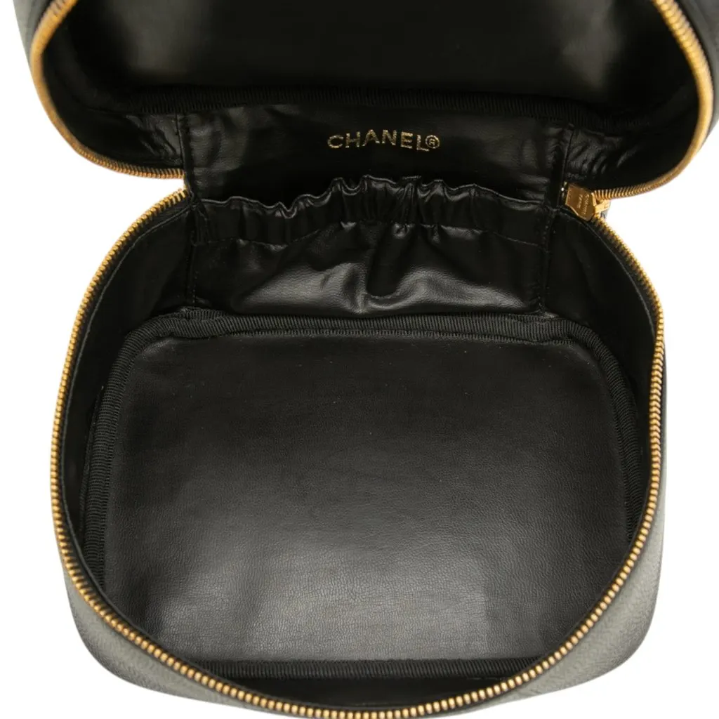 Chanel CC Caviar Vanity Case Black Leather Very good - Model View