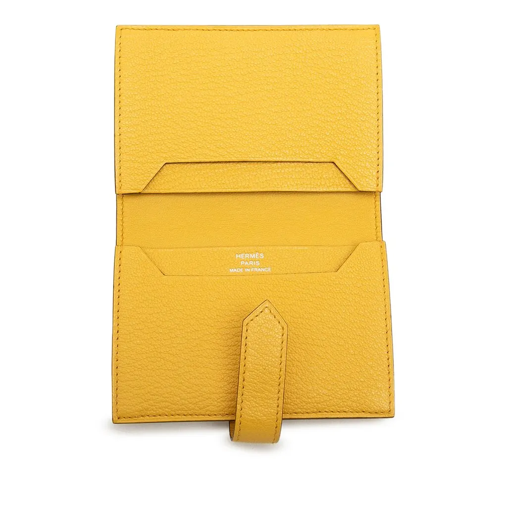 Hermès Chevre Mysore Bearn Card Holder Yellow Leather Very good - Model View