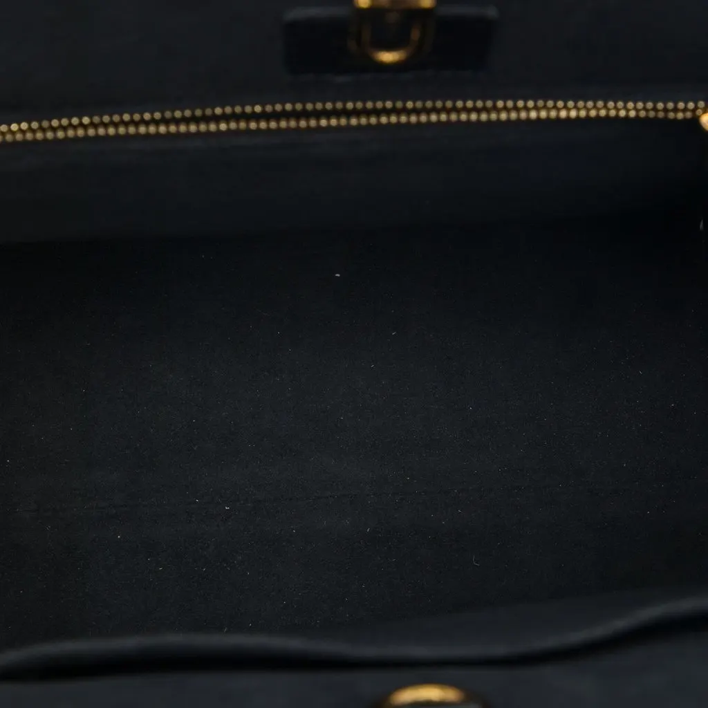 Louis Vuitton Monogram Fold Tote MM Brown Very good - Model View
