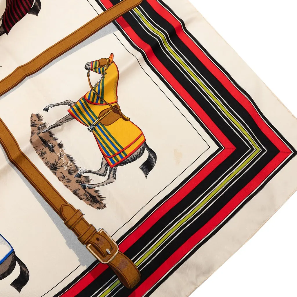 Hermès Couvertures et Tenues de Jour Silk Scarf 90 White Very good - Inside View