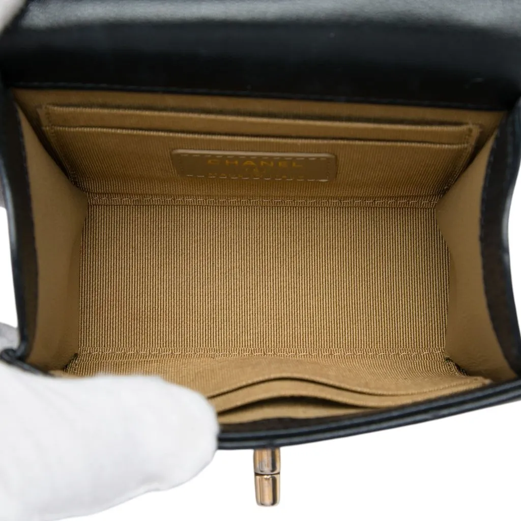 Chanel Mini Goatskin Chic Pearls Clutch On Chain Black Leather Very good - Model View