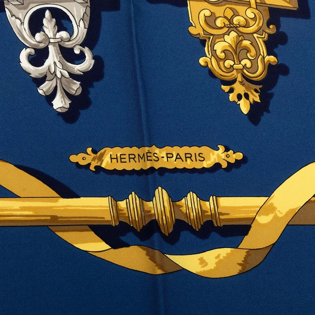 Hermès Ferronnerie Silk Scarf 90 Blue Silk Very good - Box View
