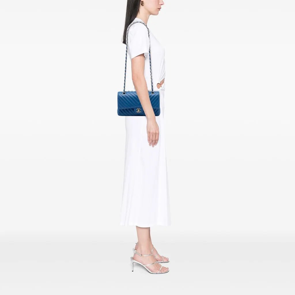 Chanel Medium Classic Chevron Lambskin Double Flap Blue Leather Very good - Box View