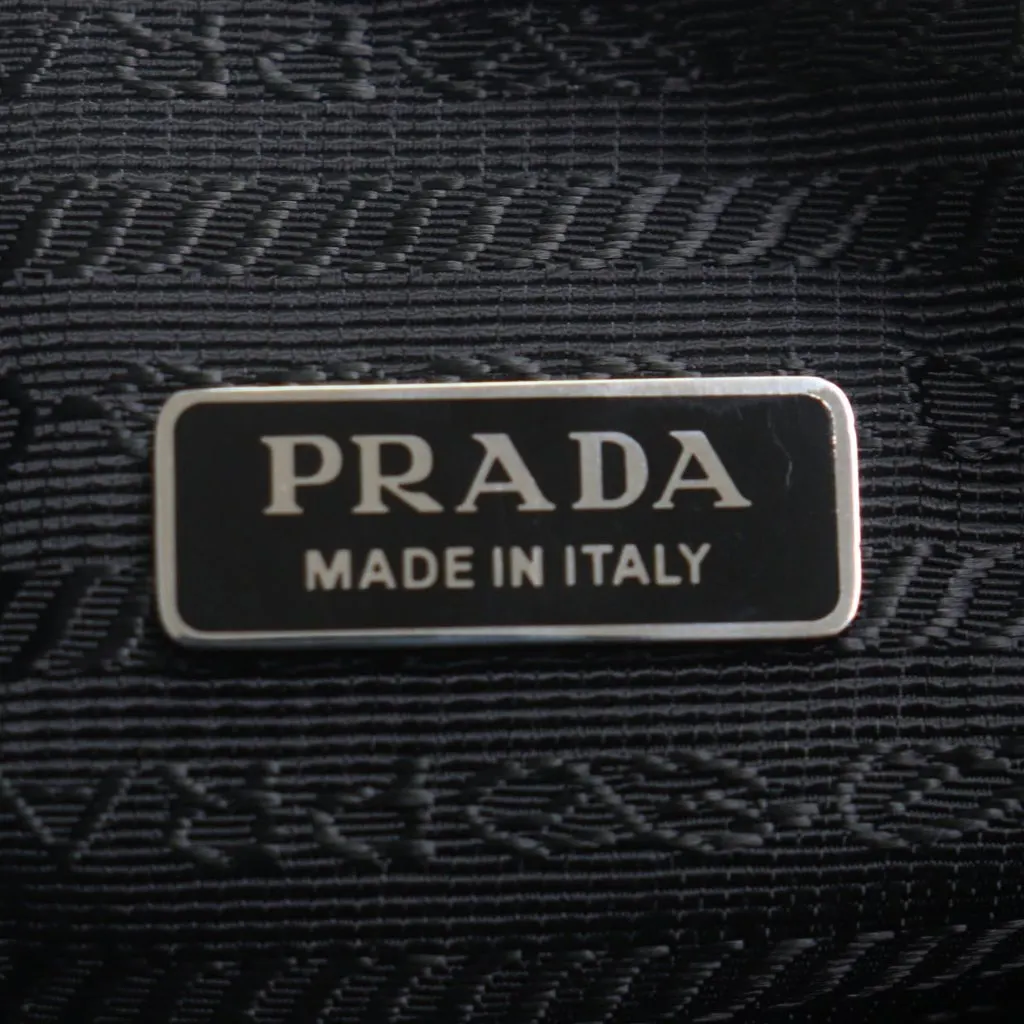 Prada Re Nylon and Saffiano Smartphone Case Black Very good - Model View