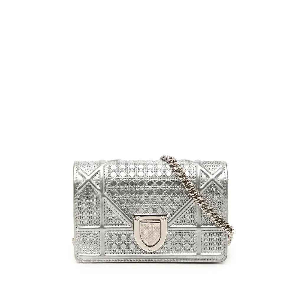 Dior Baby Metallic Patent Microcannage Diorama Flap Silver Leather Good - Front View