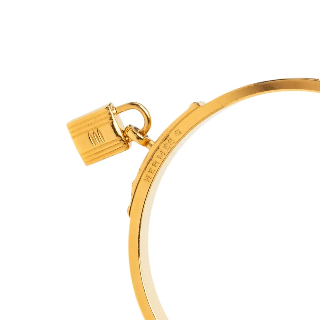Hermès Gold Plated Epsom Kelly Cadena Lock Bangle Bracelet Gold Metal Very good - Model View