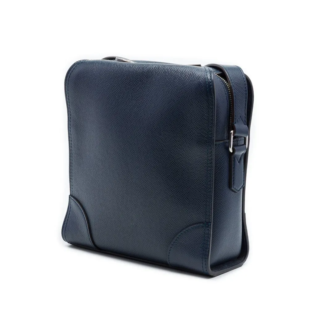 Louis Vuitton Taiga Nikolai Messenger Blue Leather Very good - Back View