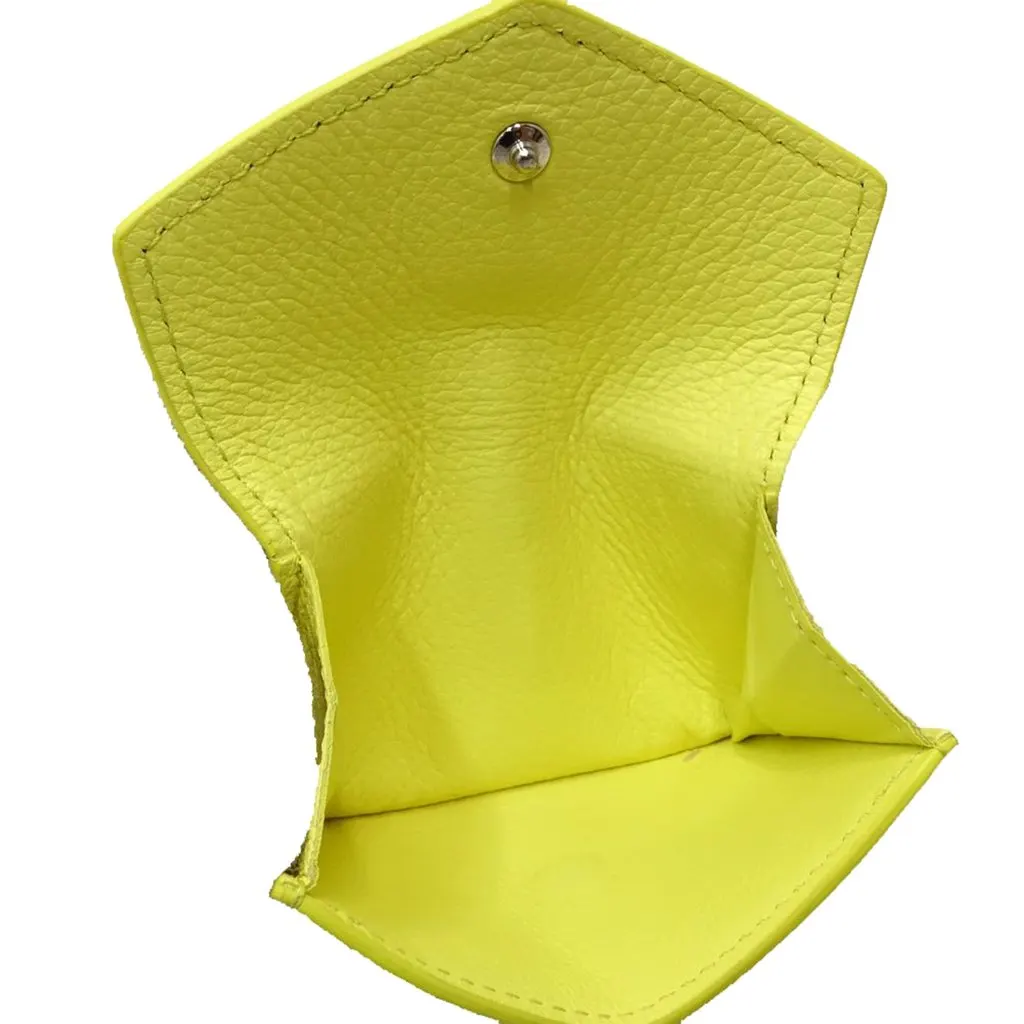 Louis Vuitton Taurillon Lockmini Wallet Yellow Leather Very good - Model View