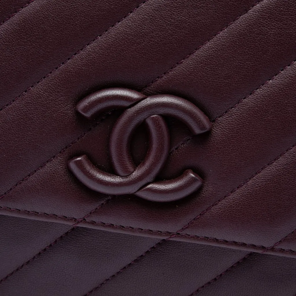 Chanel Diagonal Quilted Lambskin CC Signature Flap Red Leather Very good - Box View