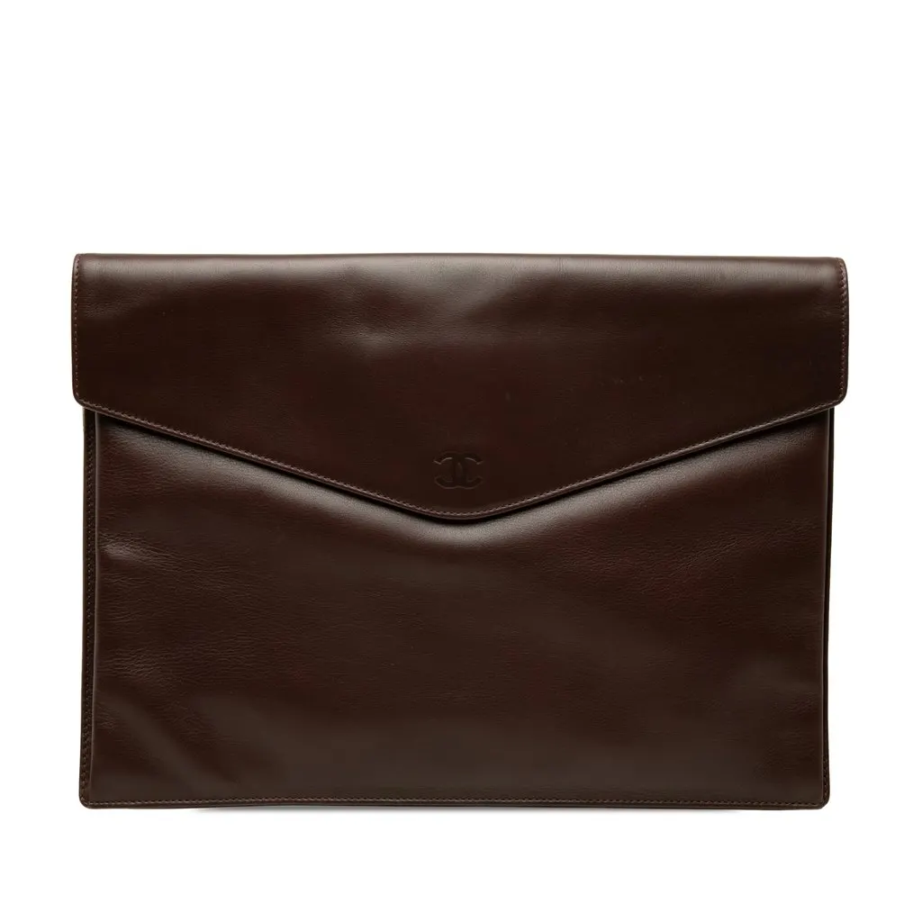 Chanel CC Smooth Calfskin Envelope Clutch Brown Leather Very good - Front View
