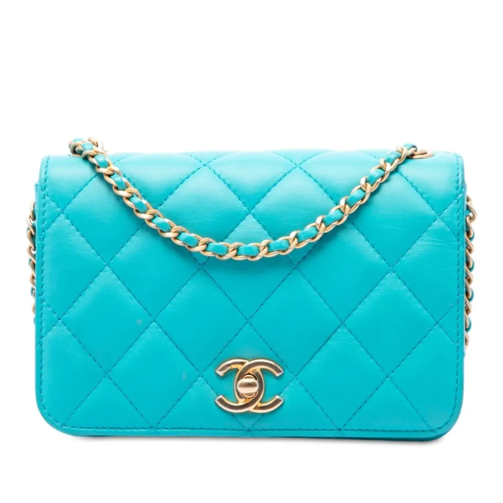 Chanel Small Quilted Calfskin Everyday Chic Flap Blue Leather Very good - Front View