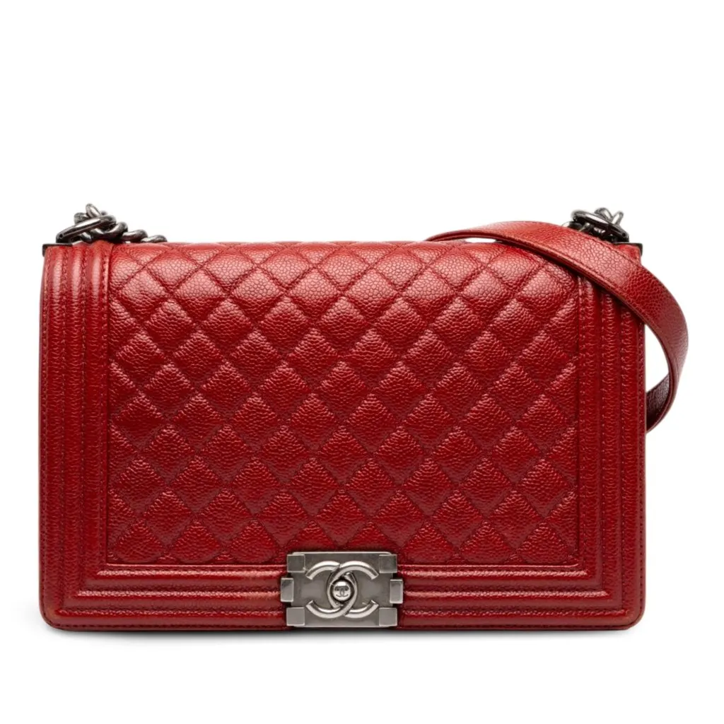 Chanel Medium Quilted Caviar Boy Flap Red Leather Very good - Front View