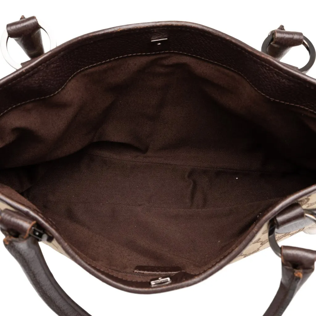 Gucci GG Canvas Tote Beige Canvas Good - Model View