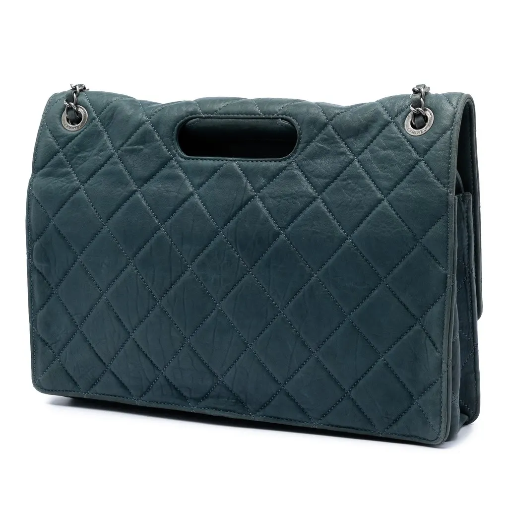 Chanel Paris Byzance Maxi Washed Lambskin Take Away Flap Blue Leather Very good - Back View