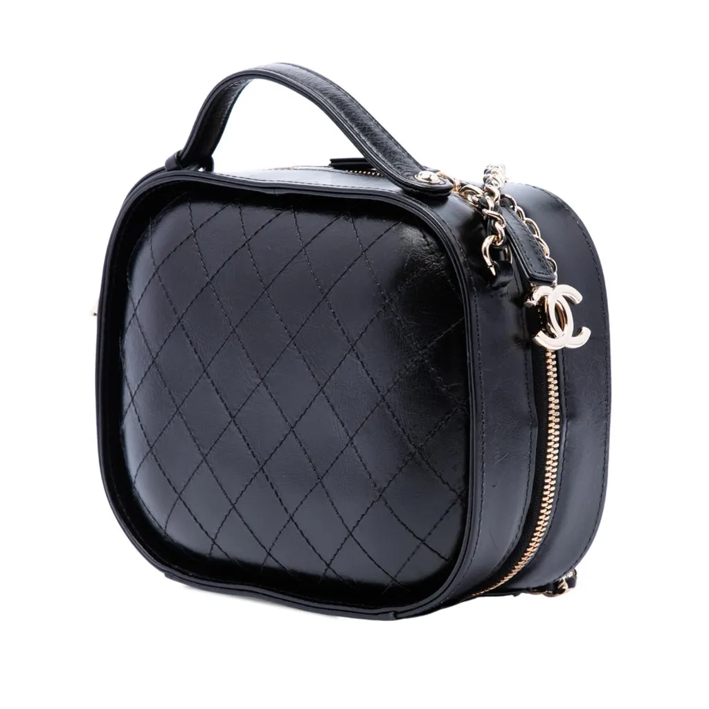 Chanel Small CC Quilted Crumpled Calfskin Vanity Case Black Leather Very good - Back View