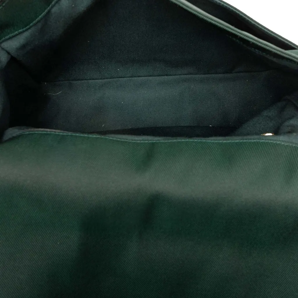 Louis Vuitton Taiga Viktor Green Leather Very good - Model View