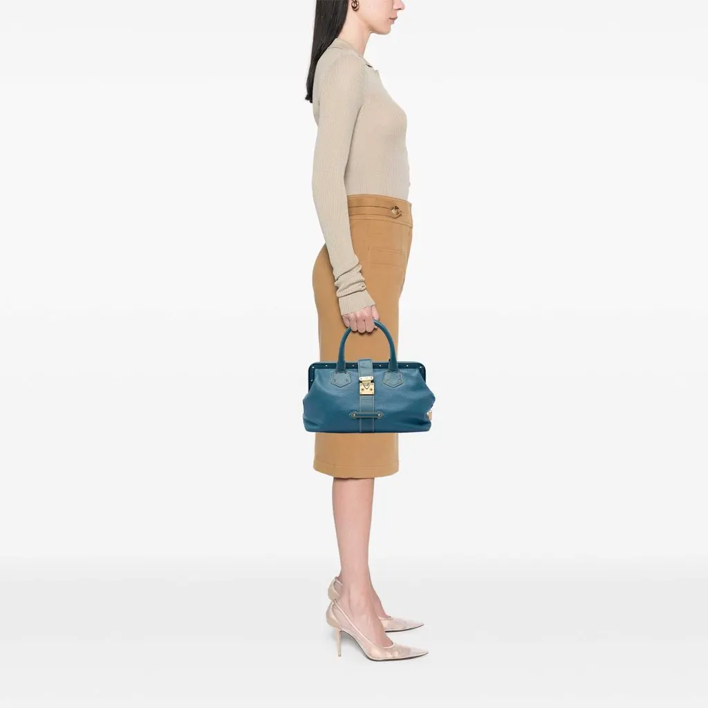 Louis Vuitton Suhali Lingenieux PM Blue Leather Very good - Box View