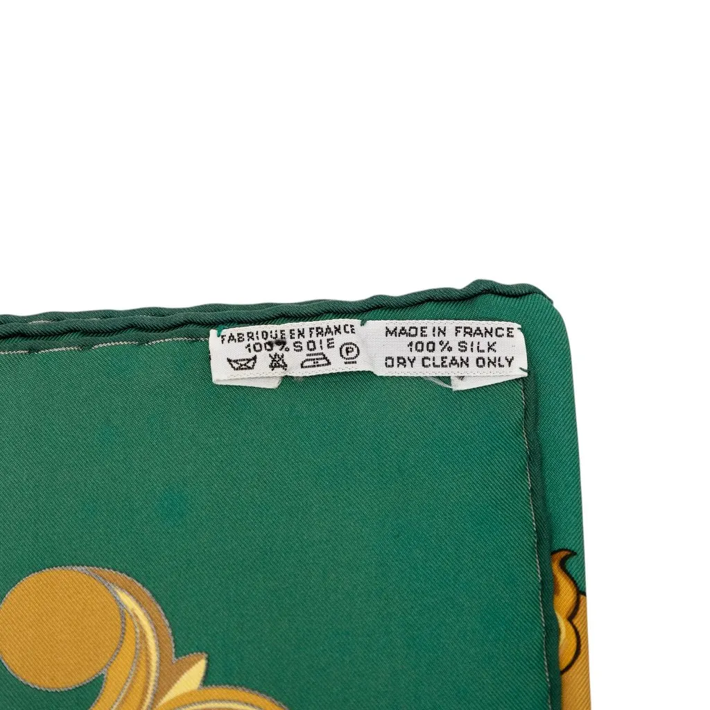 Hermès Animaux Solaires Silk Scarf 90 Green Very good - Inside View