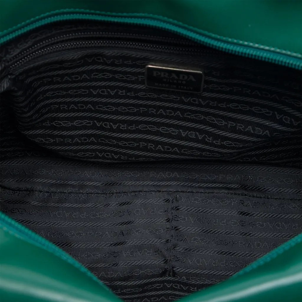 Prada Calfskin Convertible Belt Bag Green Leather Very good - Model View
