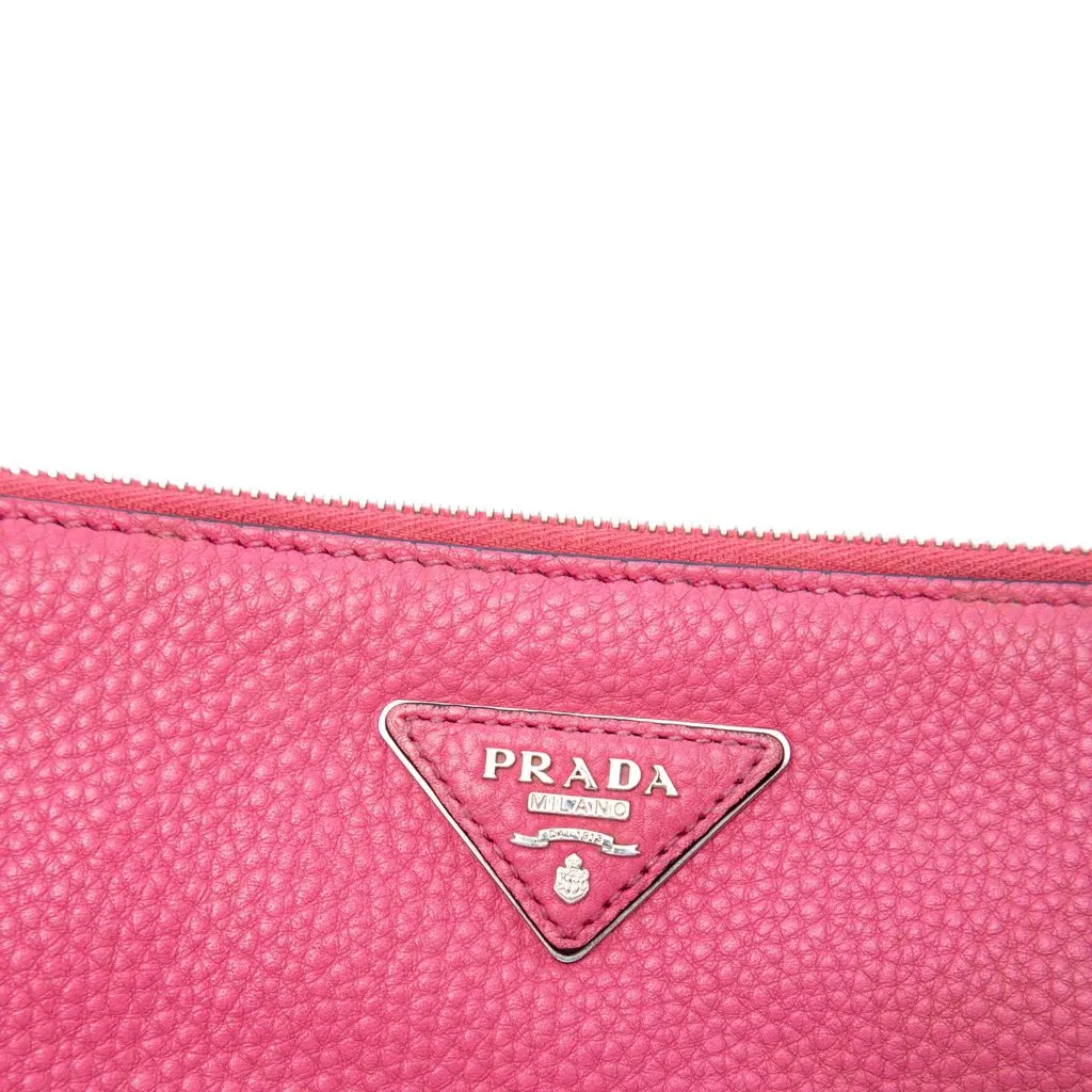 Prada Vitello Daino Clutch Pink Leather Very good - Box View