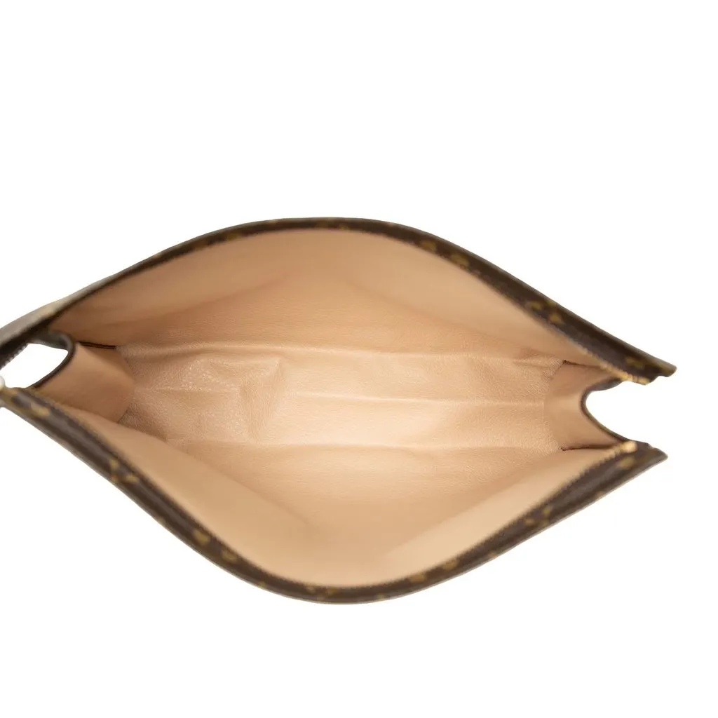 Louis Vuitton Monogram Toiletry Pouch 26 Brown Canvas Very good - Model View