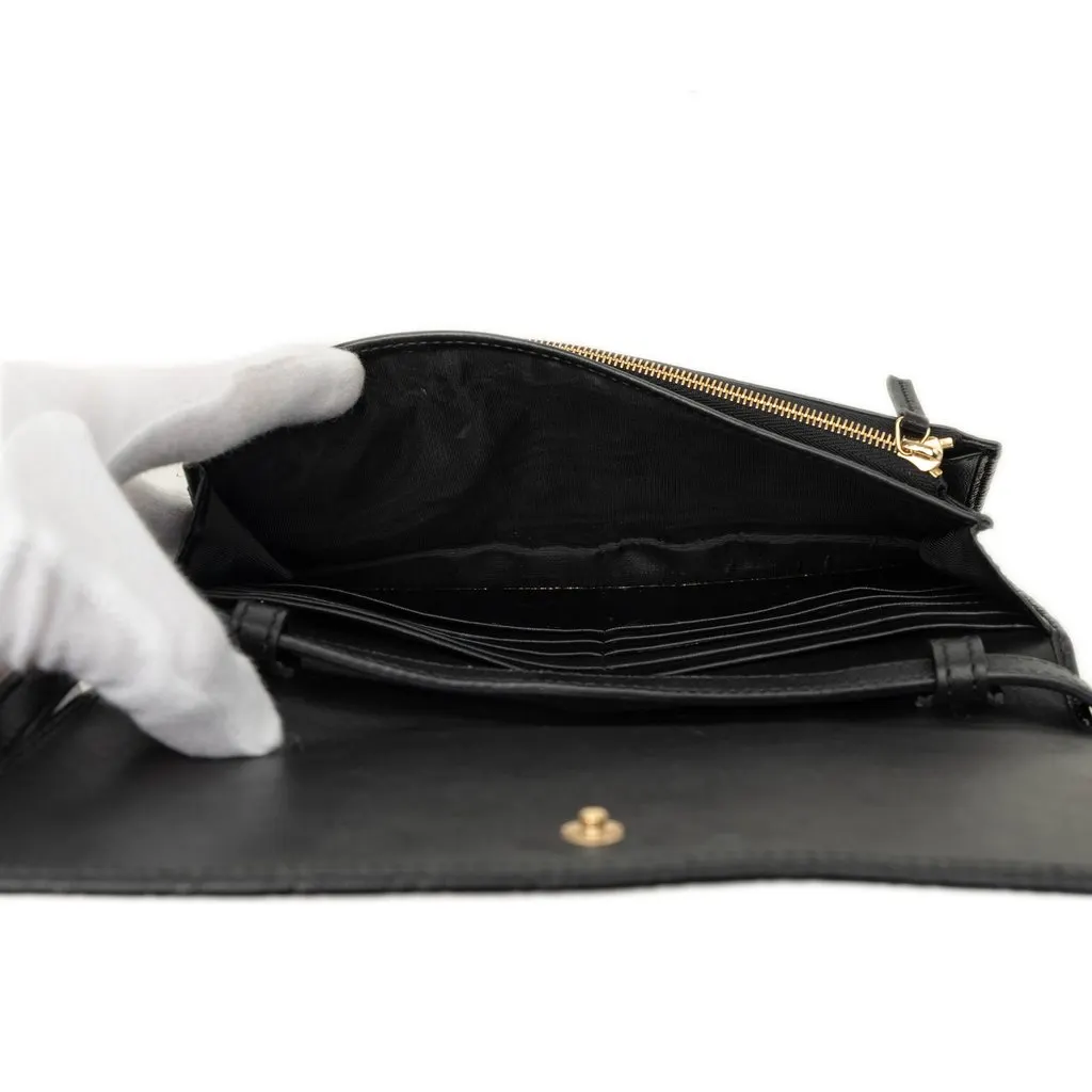 Gucci Microguccissima Wallet on Strap Black Leather Very good - Model View